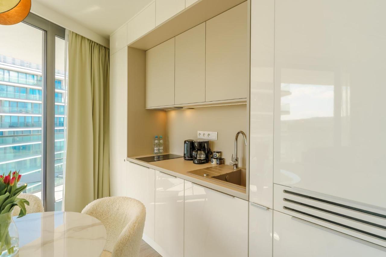 Waves - Baltic View By Renters Апартаменти *